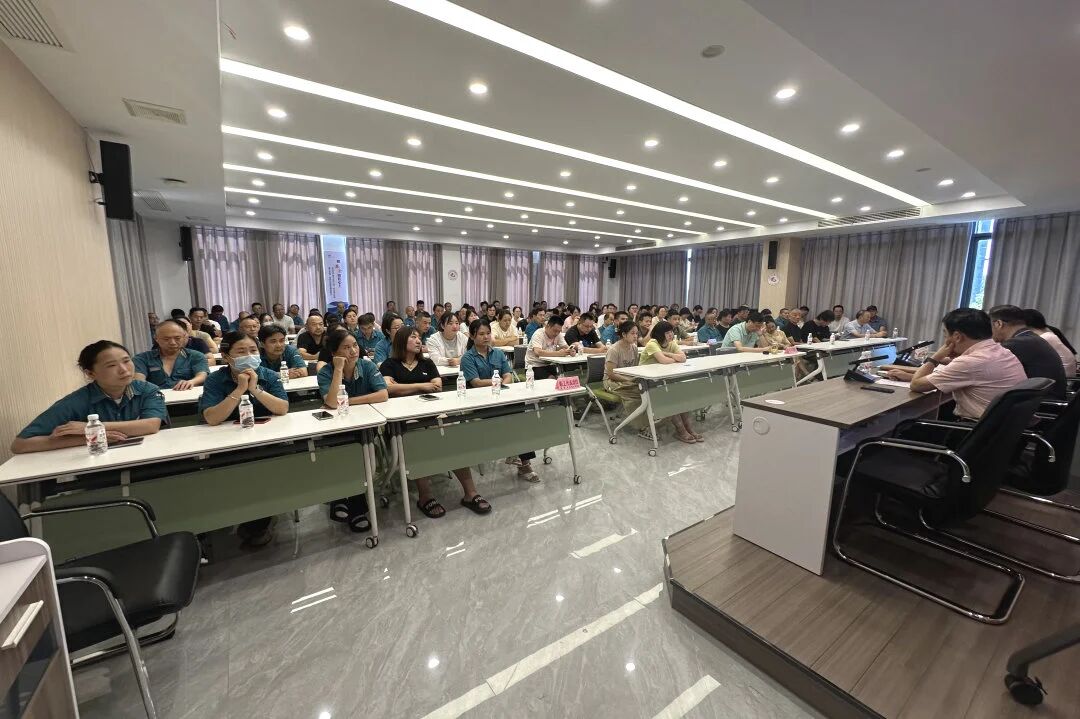 Changshu -polyesteri järjesti ammattiliittojen kolmannen ja neljännen jäsenen edustajan ja työntekijöiden edustavat konferenssit