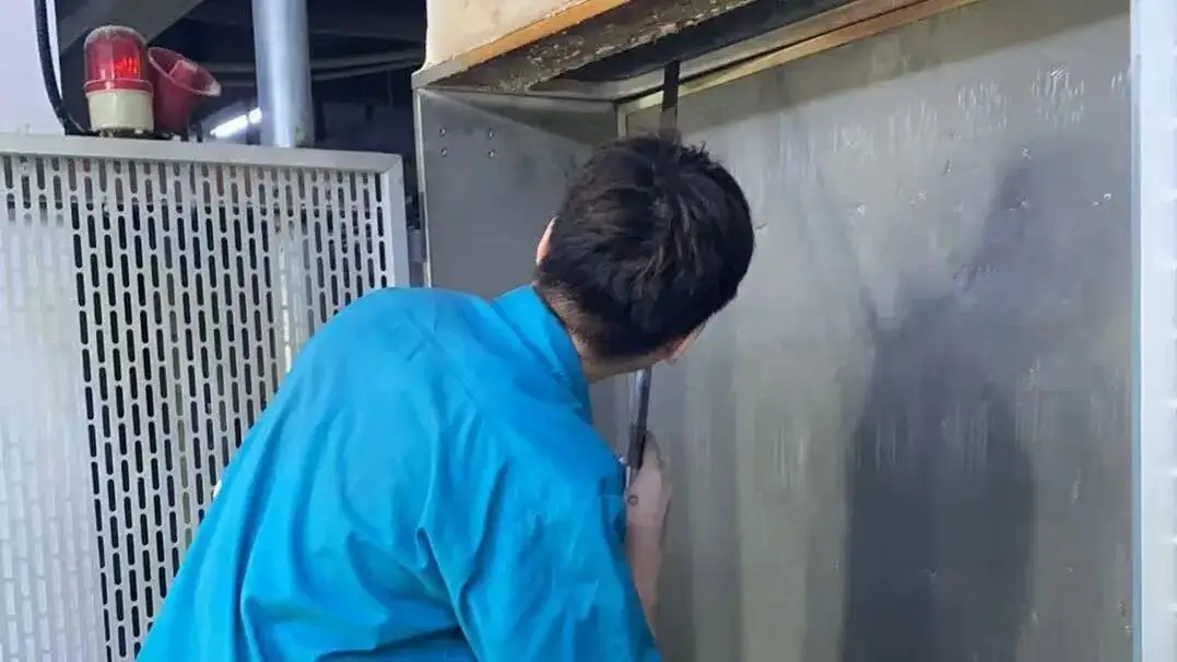 Changshu-polyesteri suorittaa hätäharjoituksia äkillisten tapausten varalta